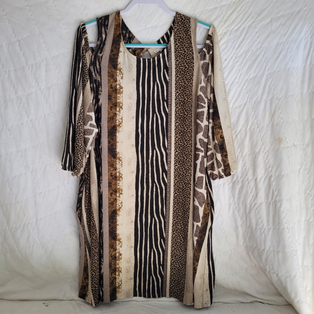 Cato Woman's Sz XL Animal Print Cold Shoulder Shift Dress